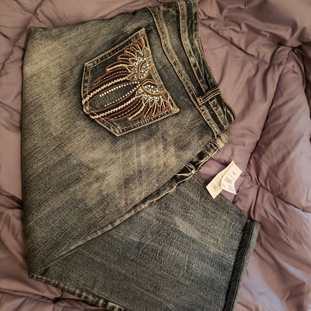 NWT Catos denium capris
